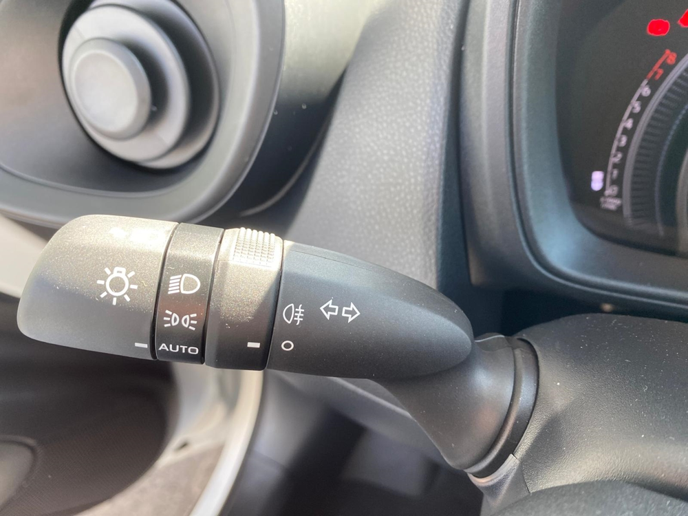 Aygo 1.0 VVT-I 72CH DYNAMIC MY24 2025 occasion 82370 Campsas