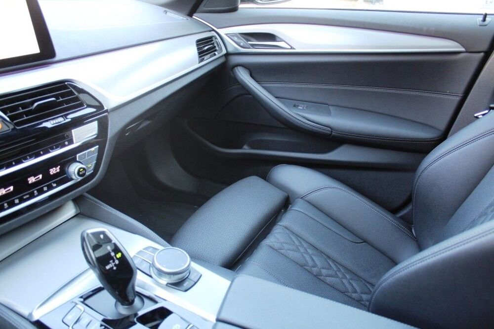 S&eacute;rie 5 (G31) (2) TOURING 520D XDRIVE 190 M SPORT BVA8 2022 occasion 59223 Roncq