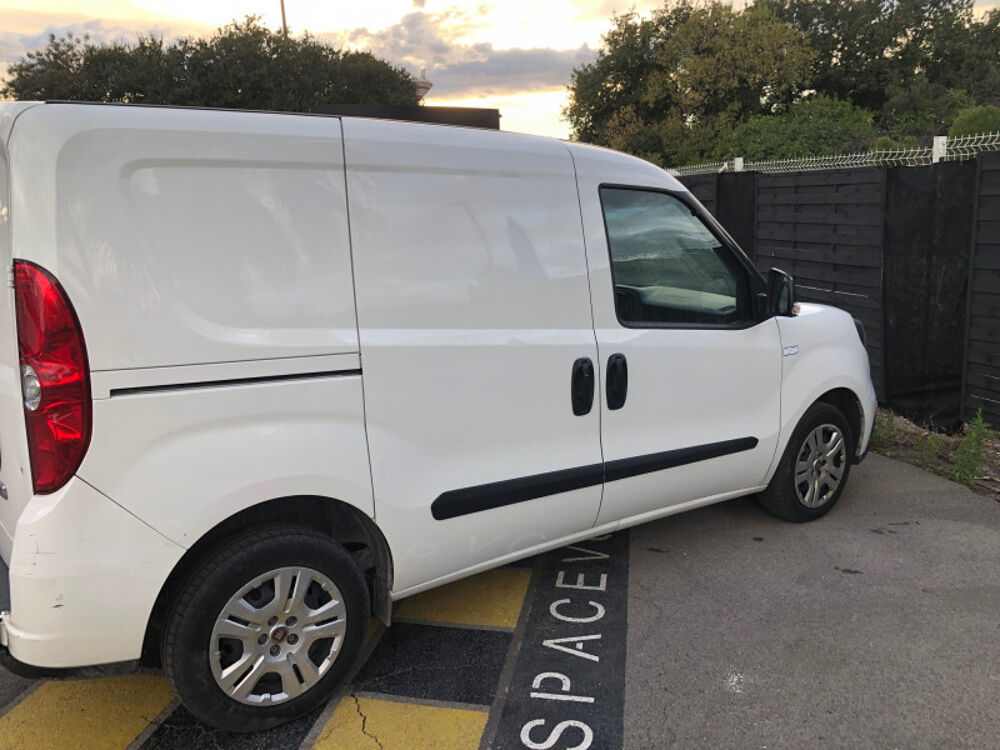 Doblo 1.6 MULTIJET 105CH 705KG PRO LOUNGE 2023 occasion 34970 Lattes