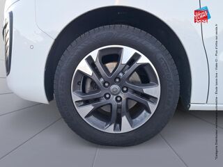 Vivaro L3 Augment&eacute; 2.0 D 145ch Pack Business 2021 occasion 54520 Laxou