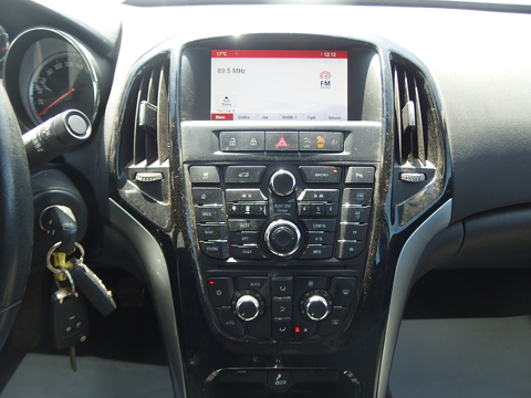 Astra 1.6 CDTI 110CH ECOFLEX COSMO START&STOP 2015 occasion 10600 Savi&egrave;res