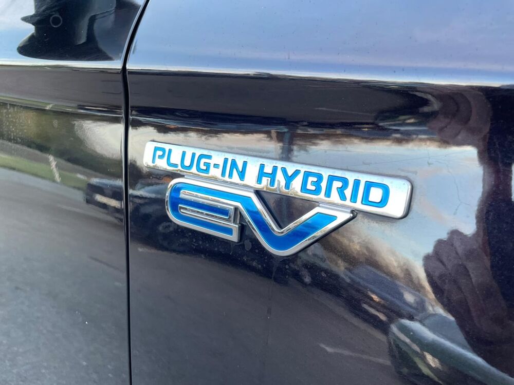 Outlander PHEV Hybride rechargeable 200ch Intense Style 2018 occasion 33320 Eysines