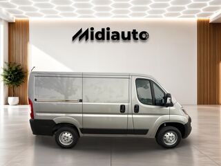 Boxer L1H1 3.0 120ch BlueHDi S&S Pack Asphalt Connect 2023 occasion 28500 Vernouillet