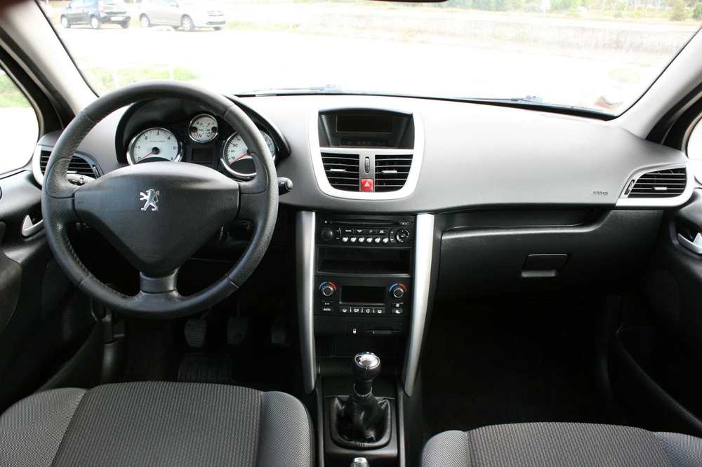 207 1.4 HDI FAP ACCESS 5P 2011 occasion 30600 Vestric-et-Candiac
