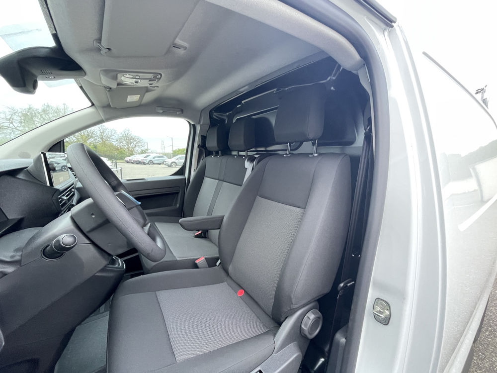 Jumpy M 2.2 DIESEL 180CH AUTOMATIQUE 2026 occasion 33700 M&eacute;rignac