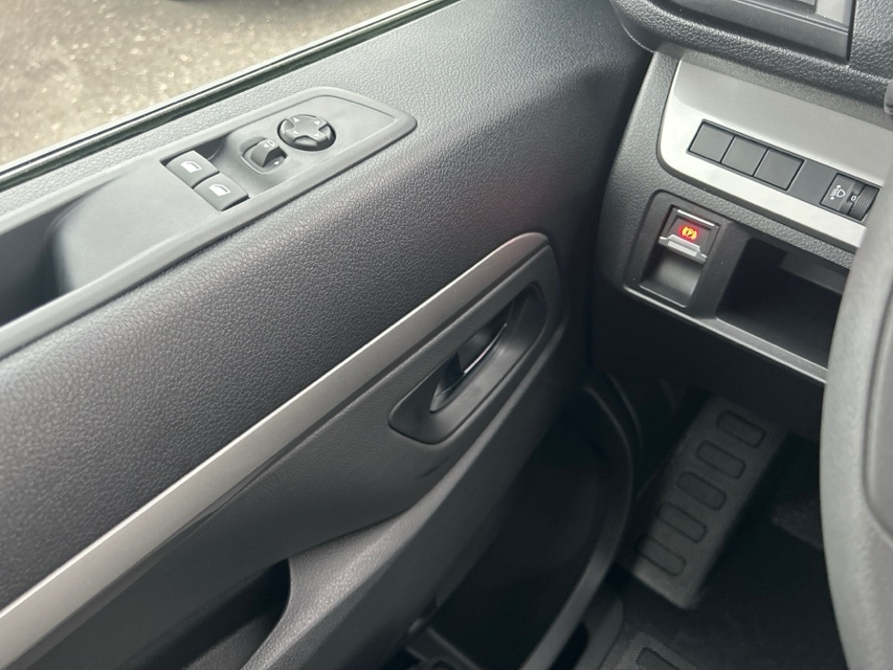 Jumpy XL 2.2 DIESEL 180CH CABINE APPROFONDIE FIXE AUTOMATIQUE 2026 occasion 31670 Lab&egrave;ge