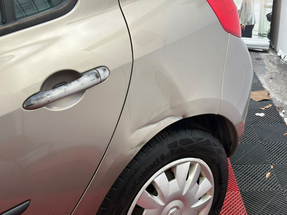 Clio III 1.5 DCI 85CH EXPRESSION 5P 2008 occasion 93130 Noisy-le-Sec