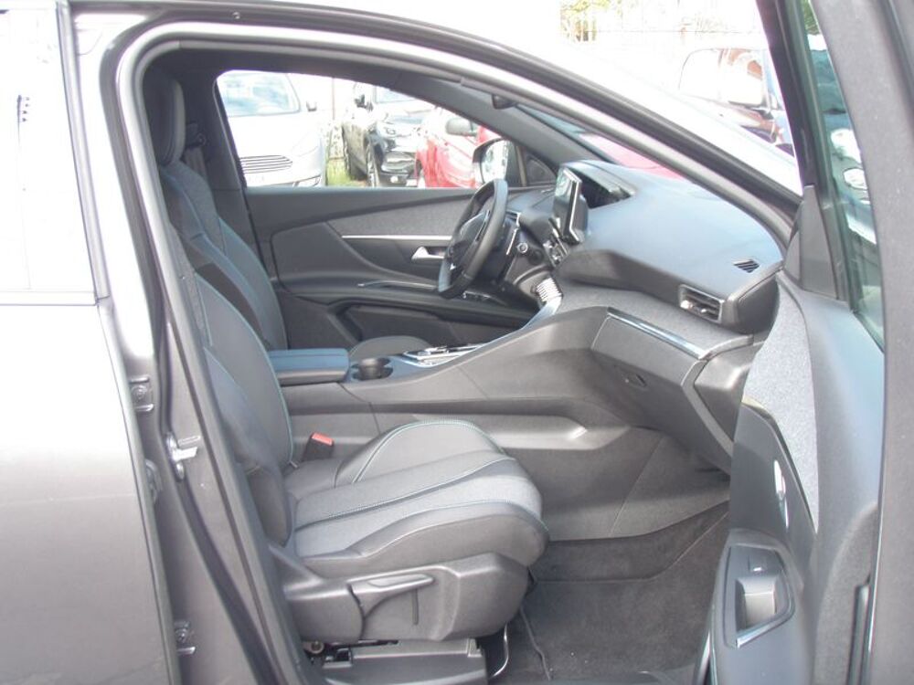 3008 II (2) 1.6 HYBRID 180 ALLURE PACK E-EAT8 2023 occasion 93220 Gagny