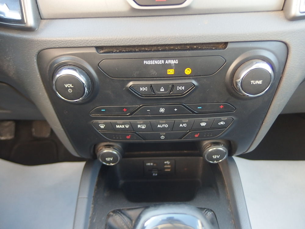 Ranger 3.2 TDCI 200CH DOUBLE CABINE LIMITED 2016 occasion 10600 Savi&egrave;res