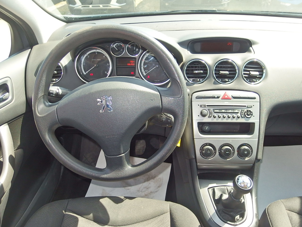 308 SW 1.6 HDI90 CONFORT PACK 2009 occasion 10600 Savi&egrave;res