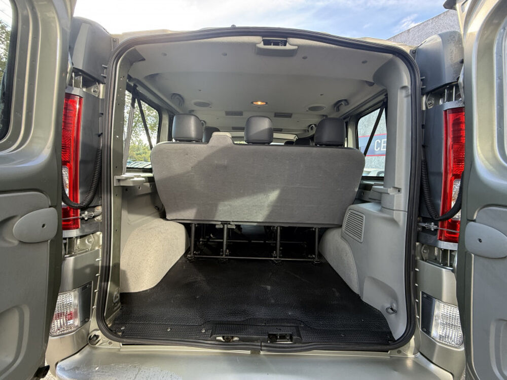 Trafic 2.0 dci 90cv (9Places) Clim 2009 occasion 31140 Aucamville