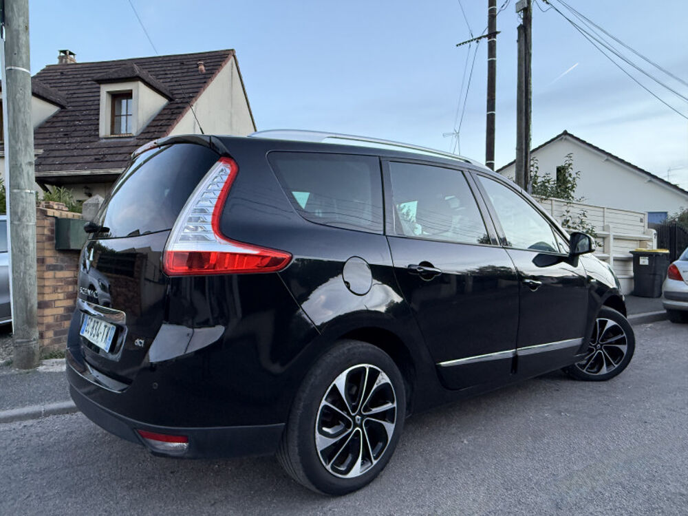 Grand Sc&eacute;nic III 1.5 DCI 110CH ENERGY BOSE ECO&sup2; EURO6 7 PLACES 2015 2016 occasion 95480 PIERRELAYE