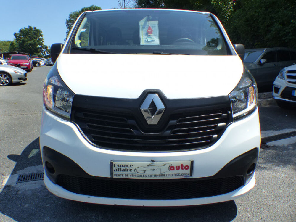 Trafic L1 1.6 DCI 125CH ENERGY LIFE 9 PLACES 2018 occasion 77144 Mont&eacute;vrain