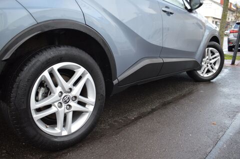 C-HR 1.8 HYBRIDE 122CH DYNAMIC BUSINESS E-CVT + PROGRAMME BEYOND 2023 occasion 94100 Saint-Maur-des-Foss&eacute;s