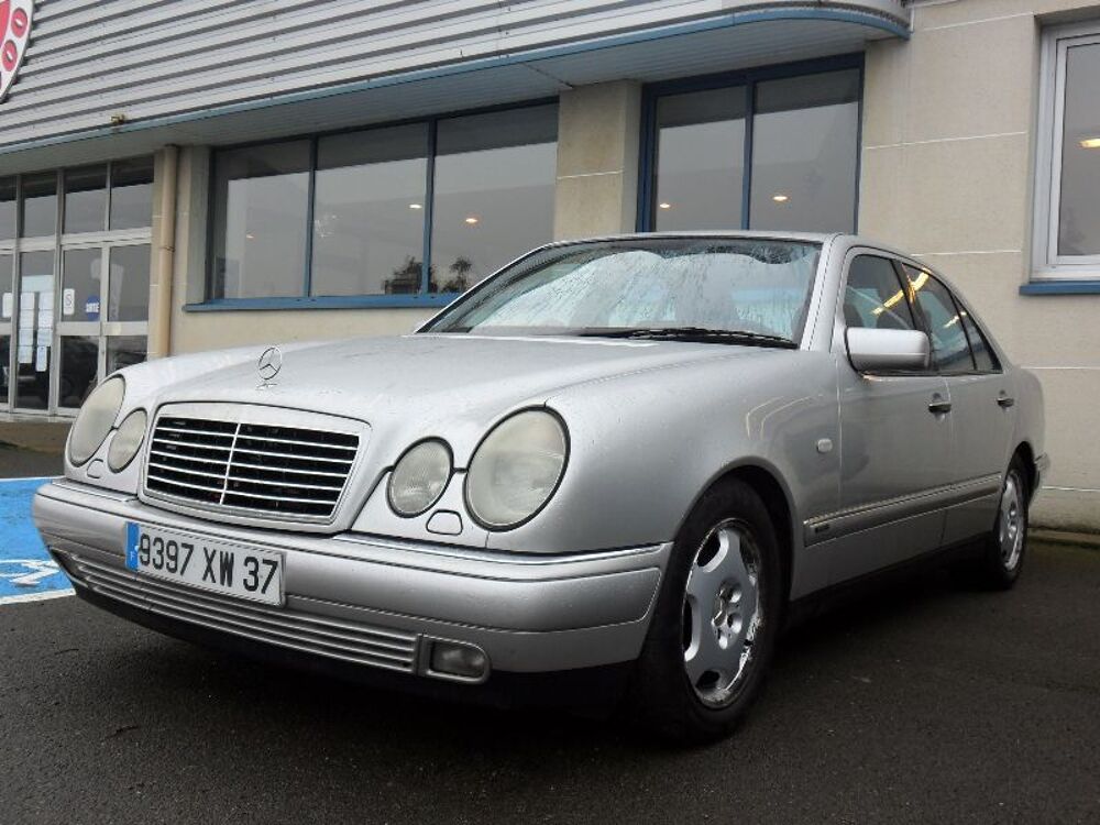 Classe E DTURBO AVANTGARDE 1998 occasion 85400 Sainte-Gemme-la-Plaine