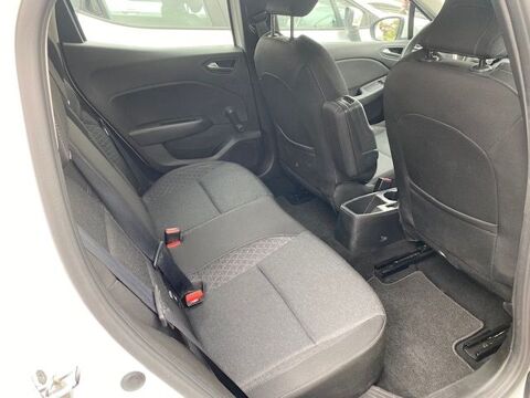 Clio V 1.6 E-TECH HYBRIDE 140CH BUSINESS -21N 2022 occasion 38070 Saint-Quentin-Fallavier