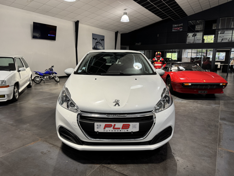 208 ESSENCE 82CH ACTIVE 5P PLB AUTO 2015 occasion 12000 RODEZ