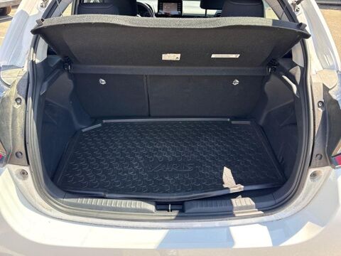 Yaris 116h Dynamic 5p MY22 2023 occasion 13300 Salon-de-Provence
