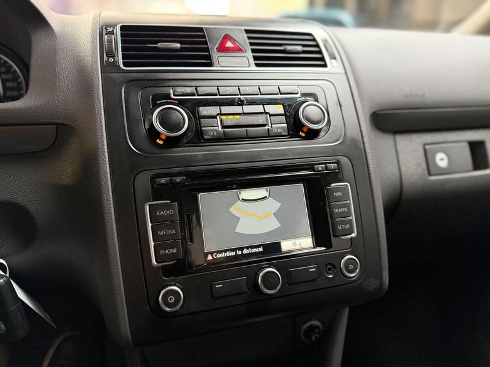 Touran 1.6 TDI 105CH BLUEMOTION TECHNOLOGY FAP CONFORTLINE 2011 occasion 93130 Noisy-le-Sec