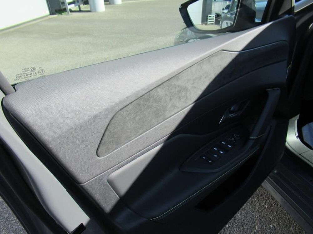 308 1.2 Hybrid 145ch GT e-DCS6 2025 occasion 91650 BREUILLET