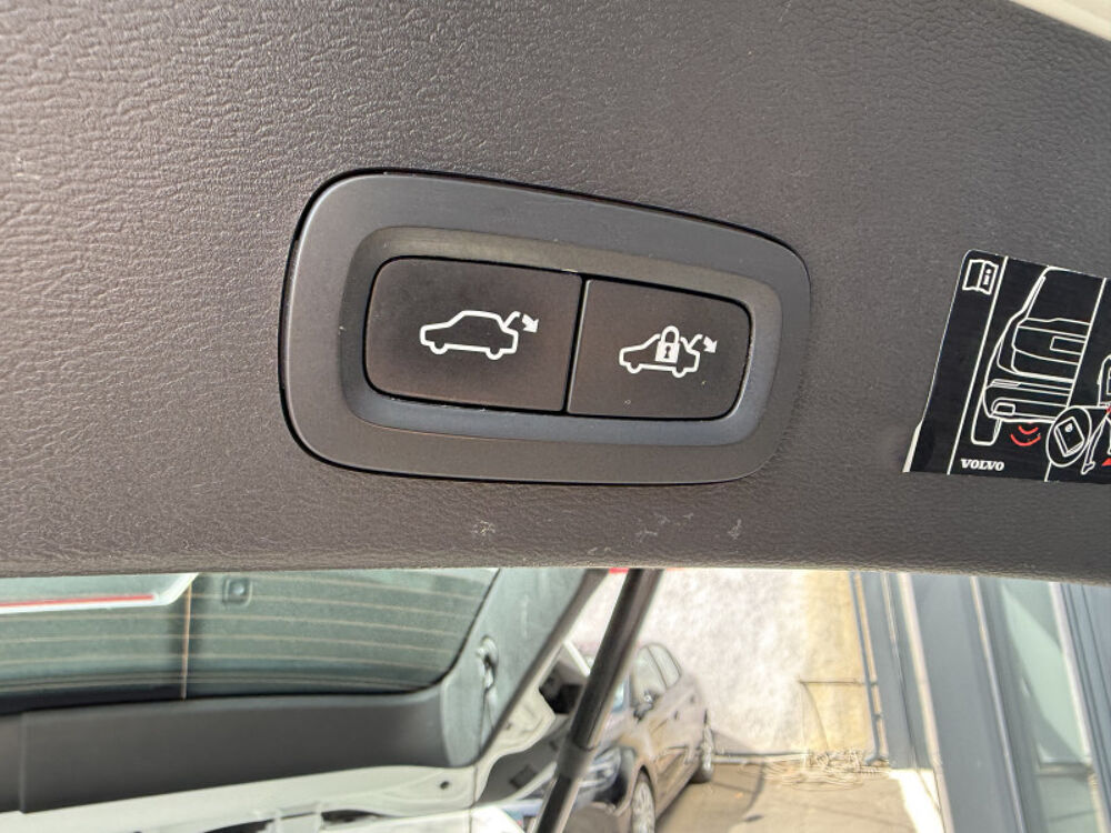 XC40 T2 129CH BUSINESS GEARTRONIC 8 TVA RECUPERABLE 2021 occasion 31140 Aucamville