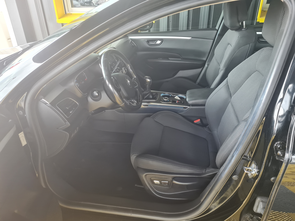 Talisman 1.7 BLUE DCI 150CH BUSINESS 2020 occasion 56530 Qu&eacute;ven
