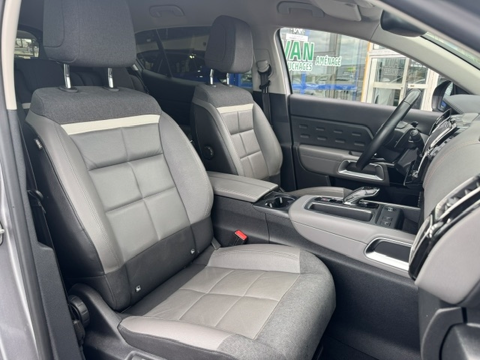 C5 aircross BLUEHDI 130CH S&S FEEL PACK EAT8 2019 occasion 16400 Puymoyen