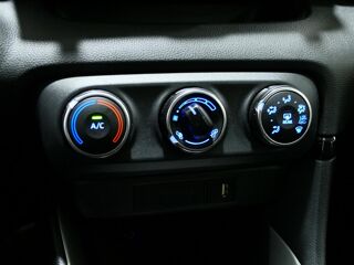 Yaris 70 VVT-i Dynamic Business 5p 2023 occasion 77400 Lagny-sur-Marne