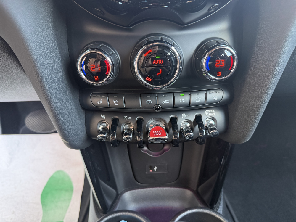 Cooper COOPER S 192CH BUSINESS DESIGN BVA7 2020 occasion 88200 Saint-Nabord
