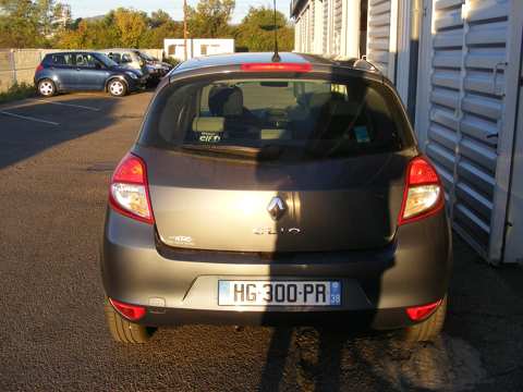 Clio III III 1.2 16V 75CH EXPRESSION 5P 2009 occasion 38150 Salaise-sur-Sanne