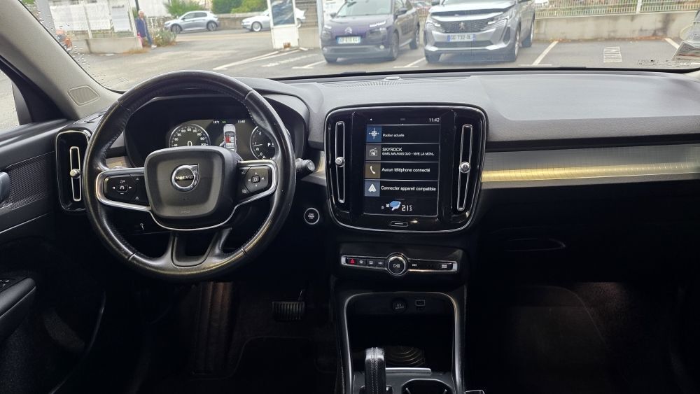 XC40 D4 ADBLUE AWD 190CH MOMENTUM GEARTRONIC 8 2019 occasion 56530 QUEVEN