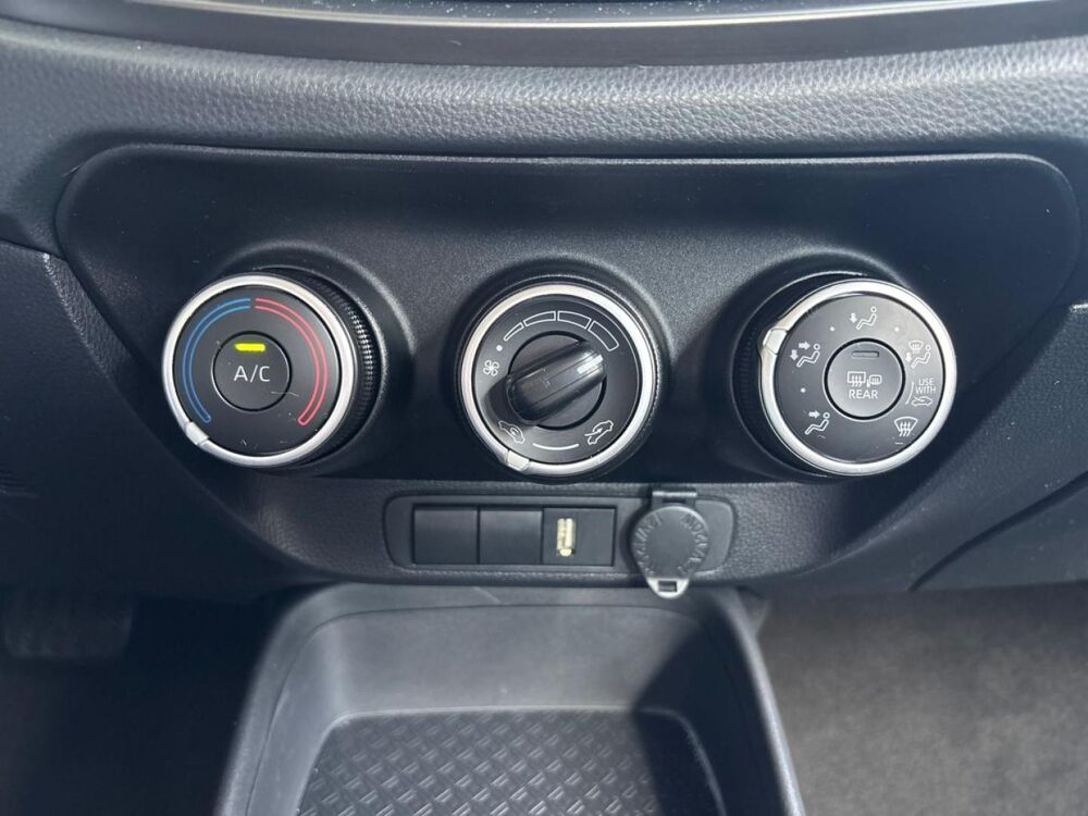 Aygo 1.0 VVT-i 72ch Dynamic S-CVT MY24 2023 occasion 13300 Salon-de-Provence