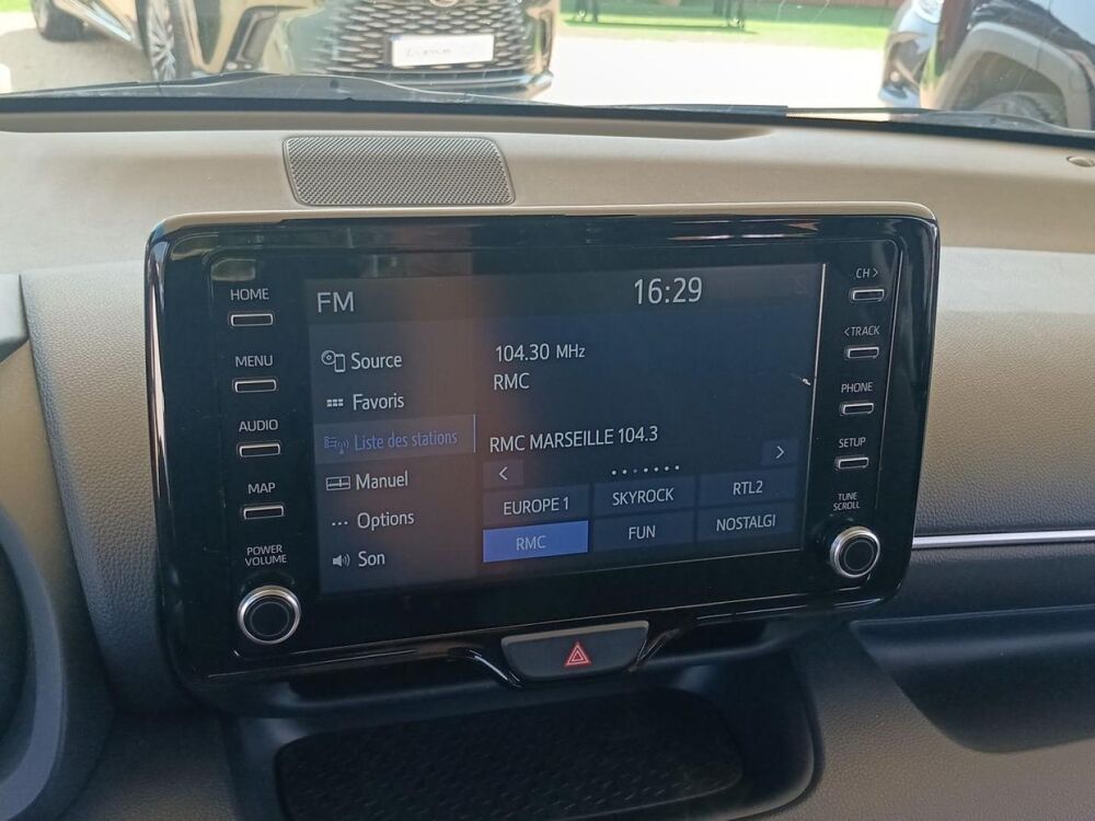 Yaris 116h Design 5p MY22 2023 occasion 13012 Marseille
