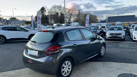 208 1.2 PURETECH 82CH ACTIVE 5P 2015 occasion 49170 Saint-Léger-des-Bois