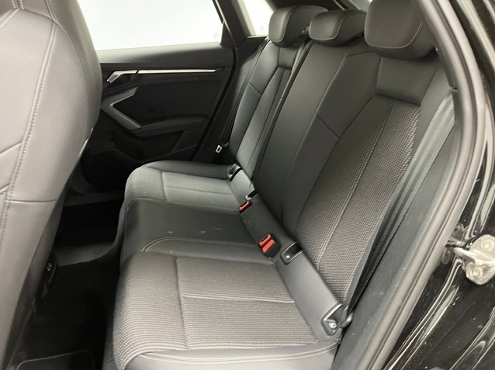 A3 40 TFSI E 204CH PHEV S LINE S TRONIC 6 2025 occasion 63200 Malauzat