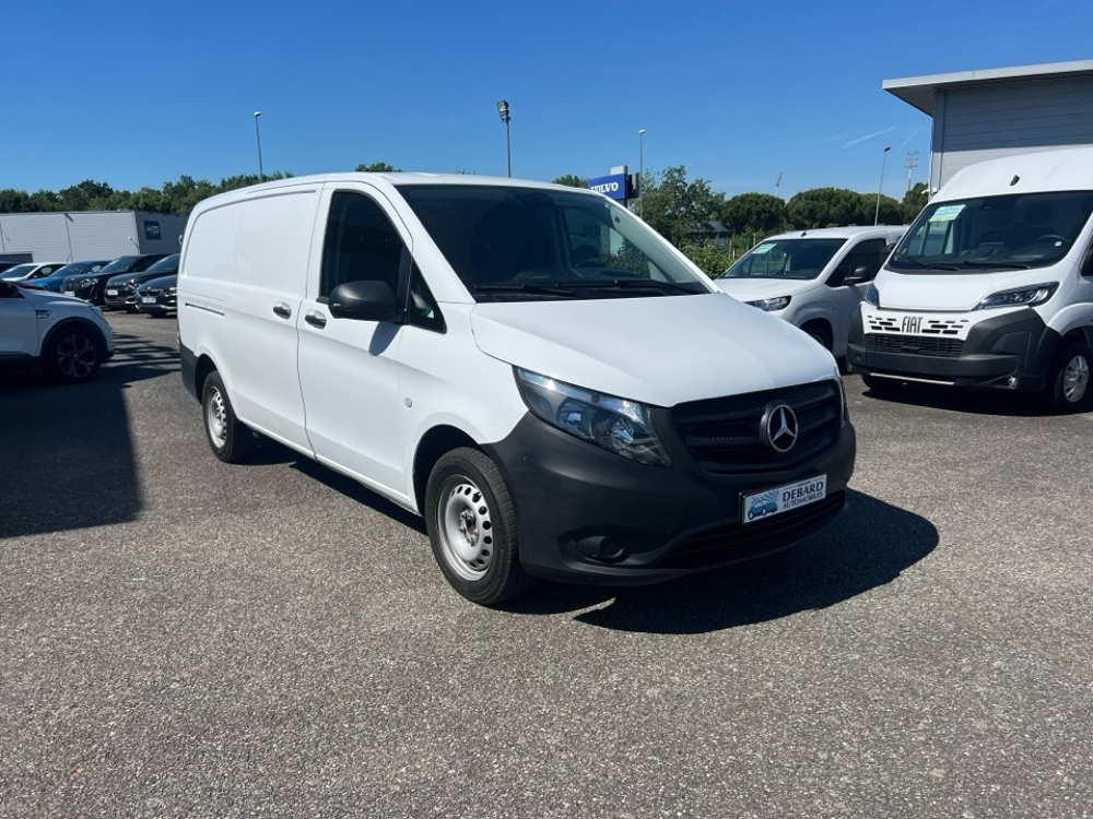 Vito 110 CDI COMPACT FIRST PROPULSION 2023 occasion 31670 Lab&egrave;ge