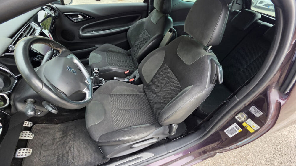 DS3 BLUEHDI 100CH PERFORMANCE LINE S&S 2016 occasion 13400 AUBAGNE