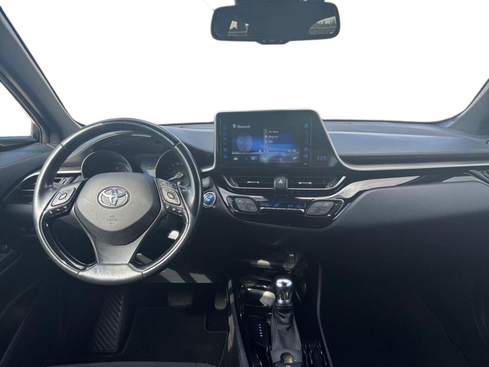 C-HR 122h Edition 2WD E-CVT 2018 occasion 13300 Salon-de-Provence