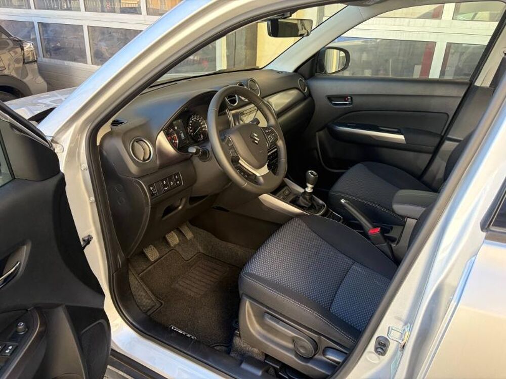 Vitara 1.4 Boosterjet Hybrid 110ch Privil&egrave;ge MY25 2026 occasion 78000 VERSAILLES