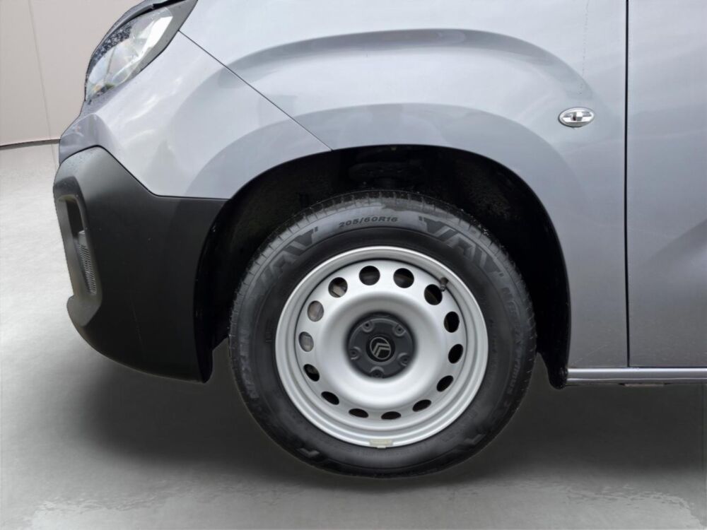 Berlingo XL 950kg BlueHDi 130 EAT8 / 6 places 2024 occasion 56850 Caudan