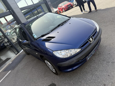 206 1.4 HDI XT PREMIUM 5P (clim) 2004 occasion 31140 Aucamville