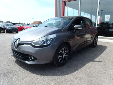 Clio IV 1.2 16V 75CH LIFE 2013 occasion 10600 Savi&egrave;res