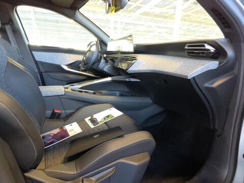 3008 1.2 Hybrid 145ch Allure e-DCS6 / CAMERA 360 / DRIVE ASSIST 2025 occasion 82000 Montauban