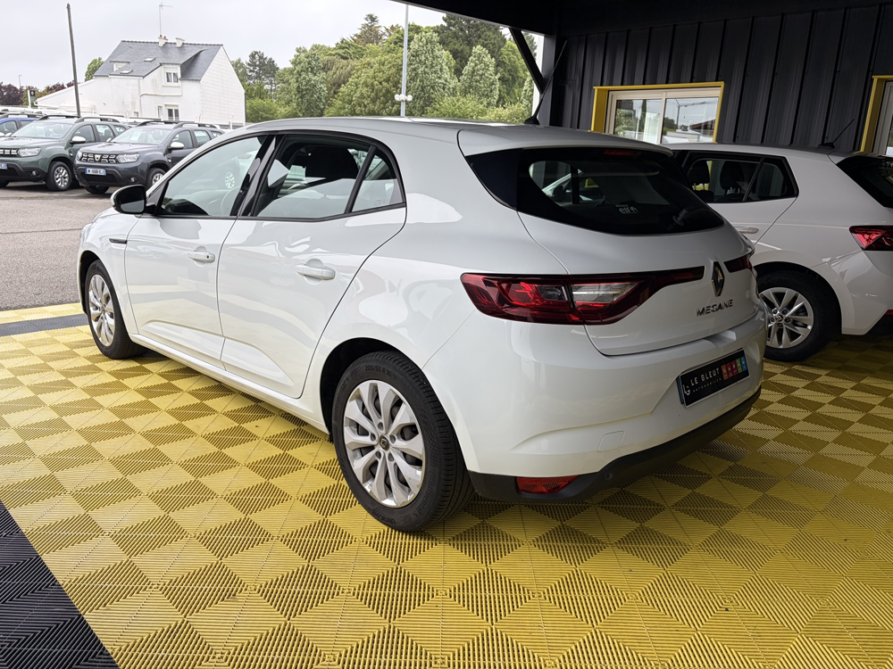 Megane IV 1.5 BLUE DCI 95CH AIR NAV REVERSIBLE 117G 2019 occasion 56530 Qu&eacute;ven