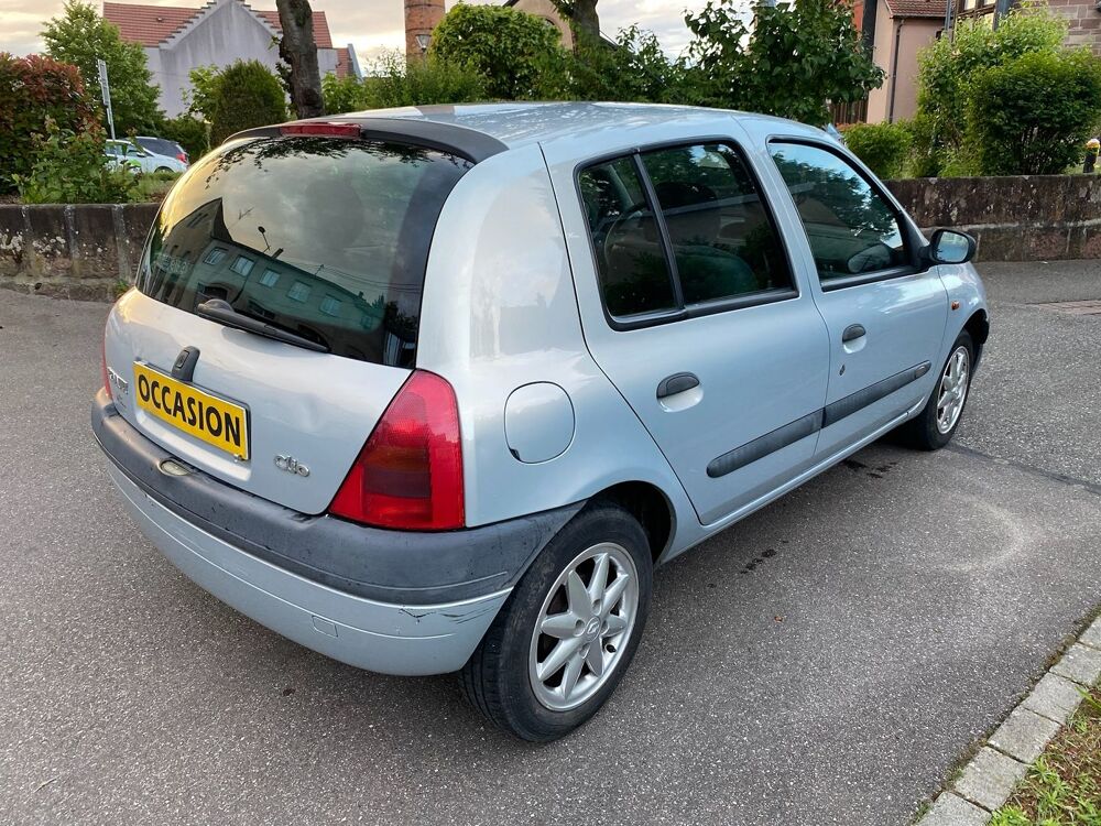Clio II 1.2 (1149) 58CH RTA 5P 1999 occasion 67330 Bouxwiller