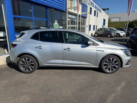 Megane IV 1.6 E-TECH PLUG-IN HYBRID 160CH TECHNO 2023 occasion 16400 Puymoyen