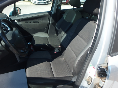 207 SW 1.6 HDI FAP BUSINESS PACK 2013 occasion 10600 Savi&egrave;res