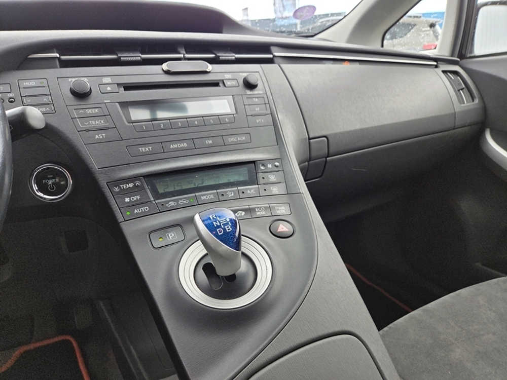 Prius 136H LOUNGE 17 2009 occasion 44190 Saint-Lumine-de-Clisson