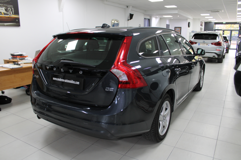 V60 D2 120CH KINETIC BUSINESS GEARTRONIC 2016 occasion 77120 Coulommiers