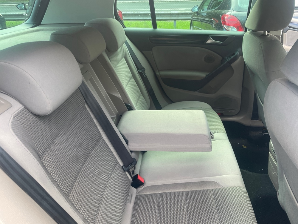 Golf 1.6 TDI 105CH BLUEMOTION FAP CONFORTLINE 5P 2010 occasion 24660 COULOUNIEIX CHAMIERS